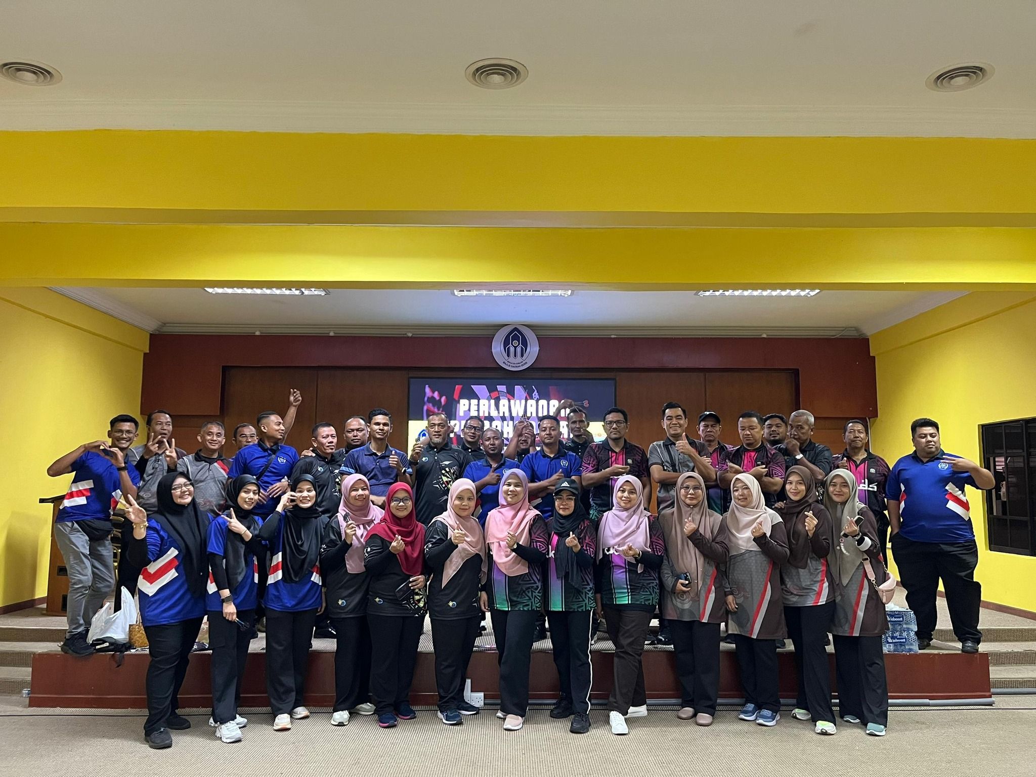 PERLAWANAN PERSAHABATAN KAROM DAN DART DIANTARA PASUKAN MAJLIS DAERAH GERIK DAN PASUKAN MAJLIS DAERAH BALING.