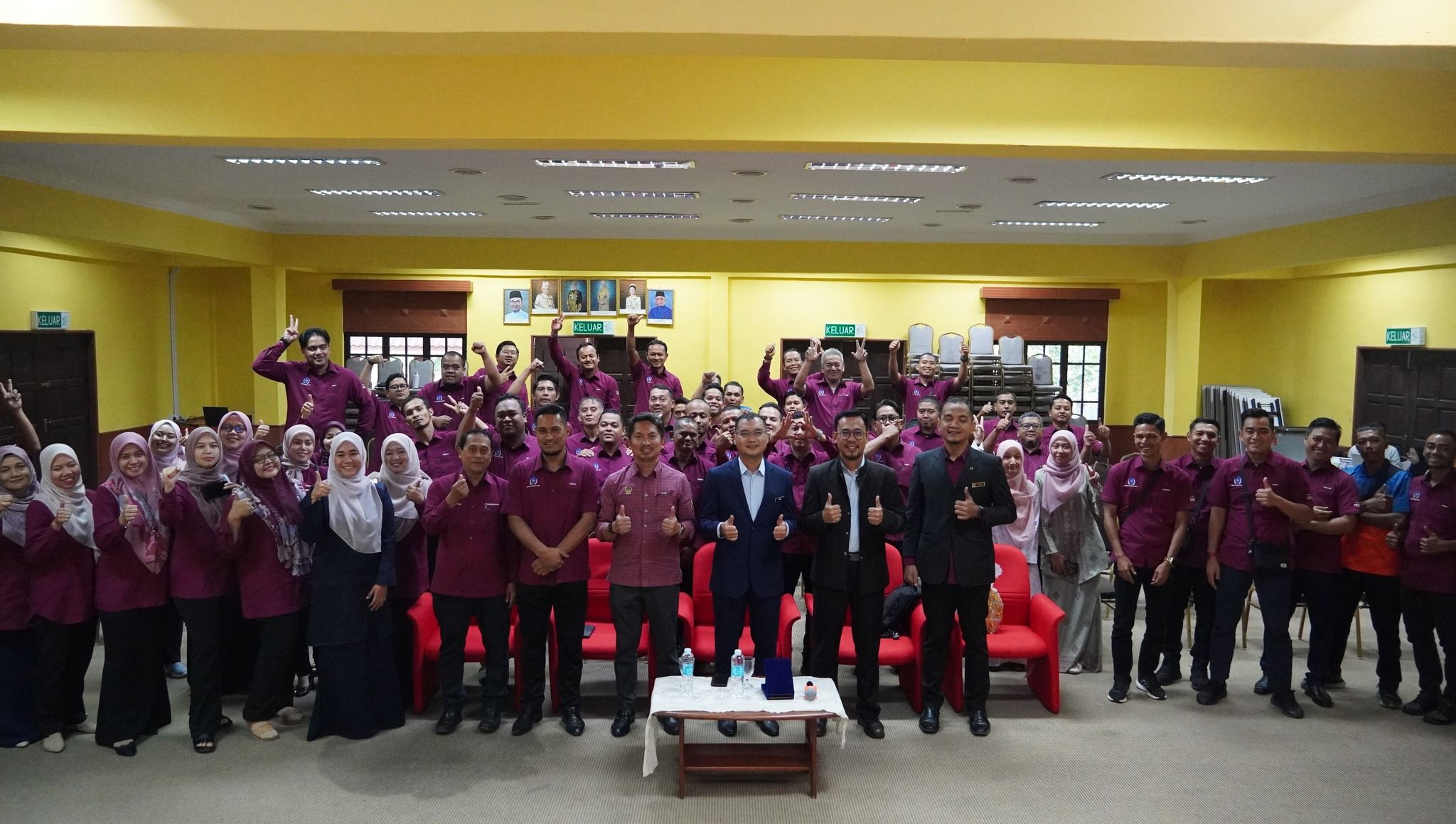 PERHIMPUNAN BULANAN DAN CERAMAH MOTIVASI " KERJA UNTUNG ATAU RUGI "