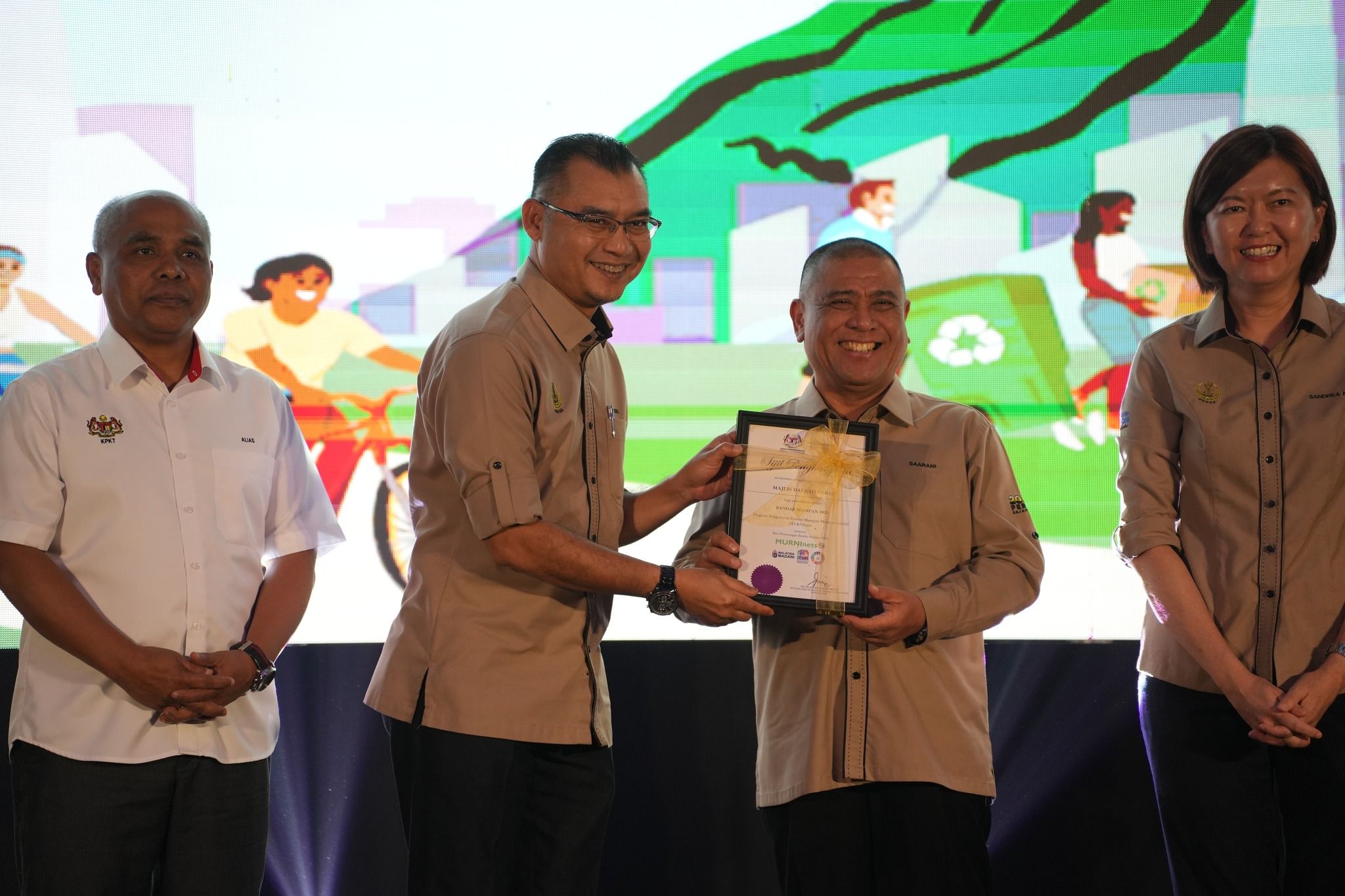 MAJLIS DAERAH GERIK MENERIMA ANUGERAH BANDAR MAMPAN 2025 SEMPENA HARI PERANCANG BANDAR SEDUNIA (HPBS) TAHUN 2025 PERINGKAT NEGERI PERAK DARUL RIDZUAN